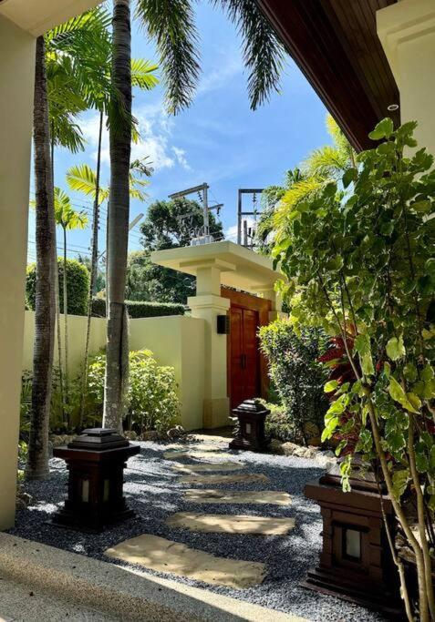 Balinese Pool Villa At Baan Bua, Nai Harn Rawai Extérieur photo